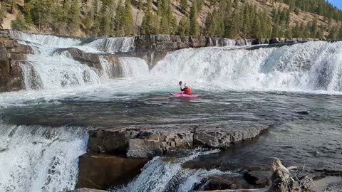 KAYAKING the FALLS!