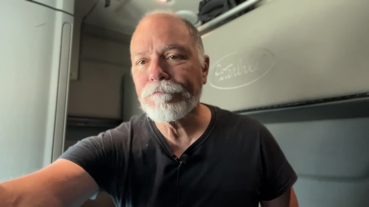 AVIATORS ARE NOT GETTING PAID WELL