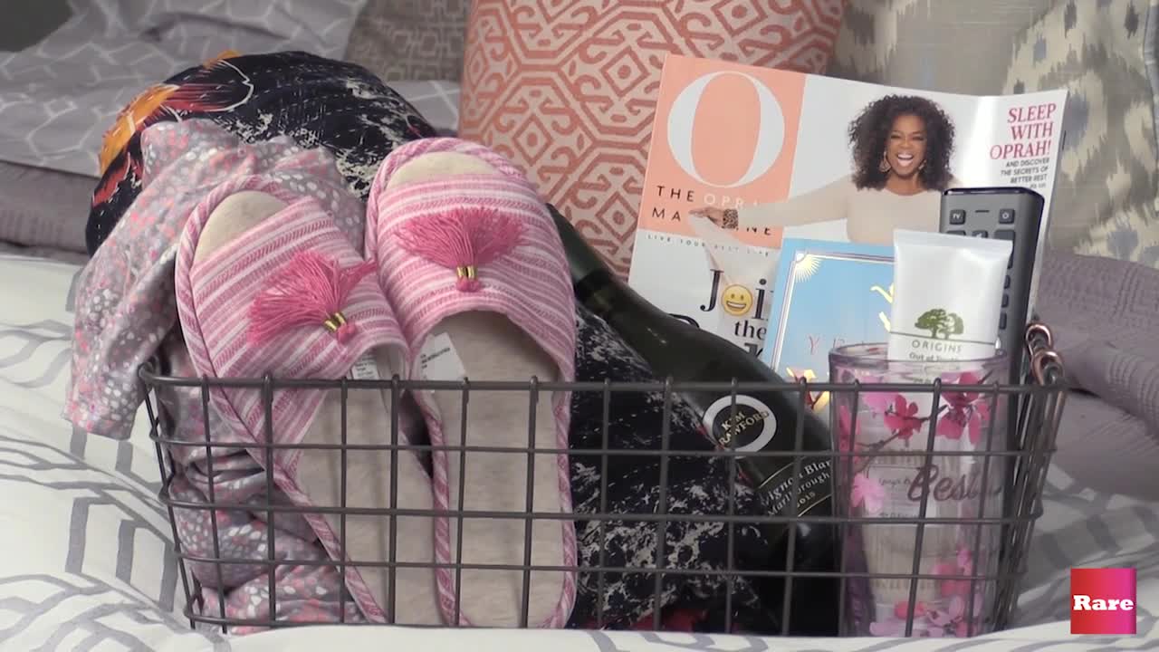 How to make an oasis basket with Elissa the Mom | Rare Life