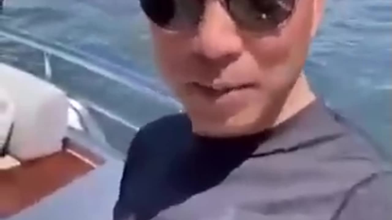 最近共产党打着所有的战友名义的潜伏越来越嚣张，但是说实话，除了“用蒋干，知蒋干”兄弟姐妹们，还有一招 “用蒋干，灭蒋干”，那更高！ 用蒋干灭共产