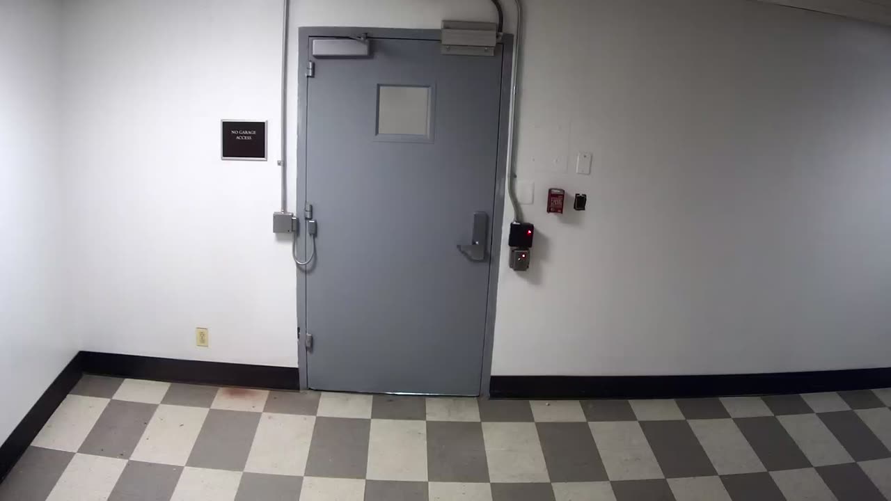 6158RHOBG3G305BNorthLobbyExit_2021-01-06_14h00min02s243ms.mp4