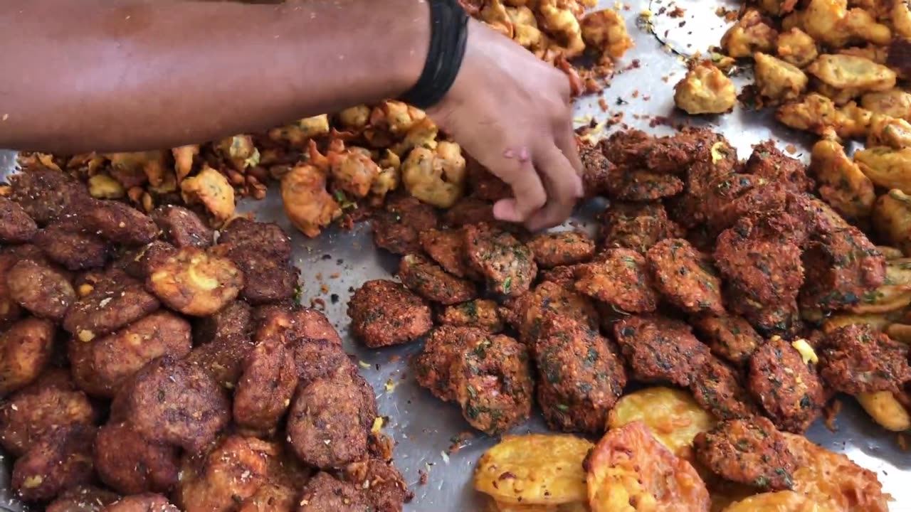 Pakistanj Nashta❤️Karachi Best Pakoras!