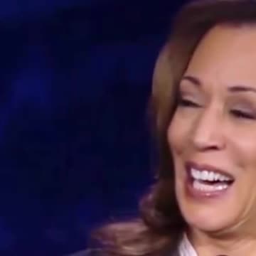 Trump calls out Harris for being rude! 💥🔥