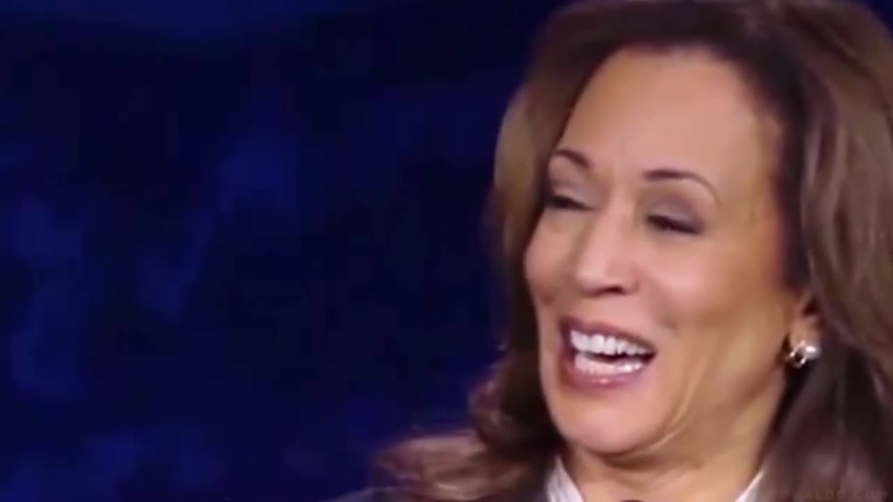 Trump calls out Harris for being rude! 💥🔥