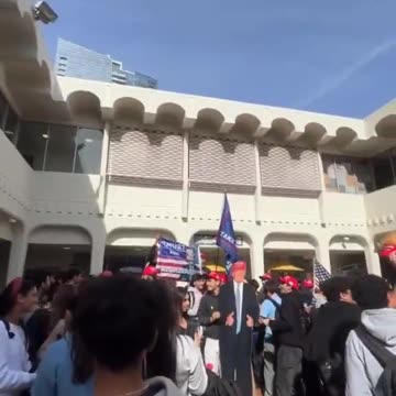 Beverly Hills High School erupts in celebration after Trump wins!👍🇺🇸🦅