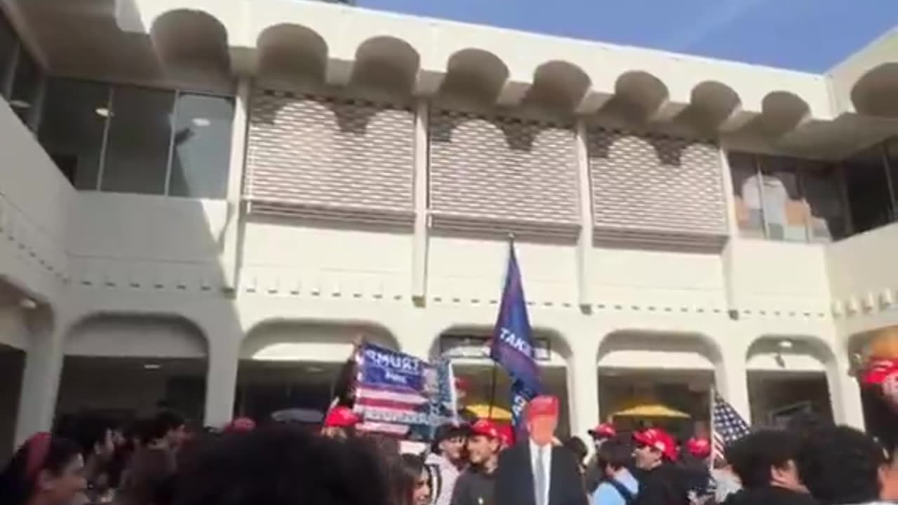 Beverly Hills High School erupts in celebration after Trump wins!ππΊπΈπ¦