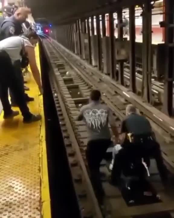 Not AN EASY Job !! Police USA