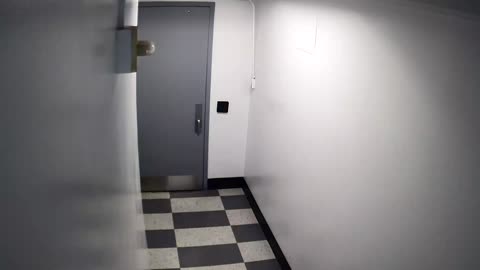 6172RHOBG3G302CStairwaySide_2021-01-06_08h00min01s283ms.mp4