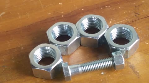 DIY Brass Knuckles with Nuts and 1 Screw