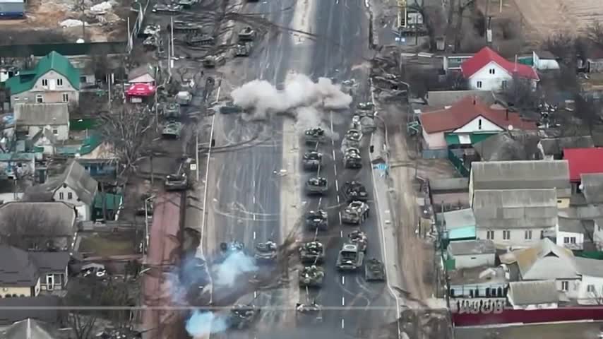 Advancing Russian column bombarded and retreats fast. 10 March 2022. Raw footage