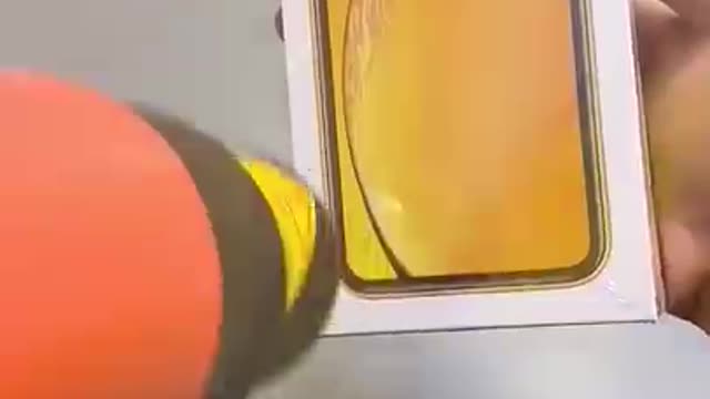 Repairing IPhone packaging