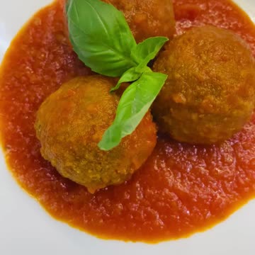 Vegan tomato meatballs