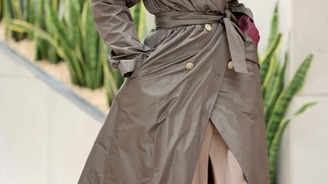Kendall Jenner's Overcoat Outfits