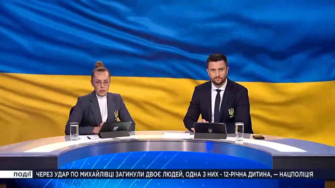 Lights go out on Ukrainian News Cast.