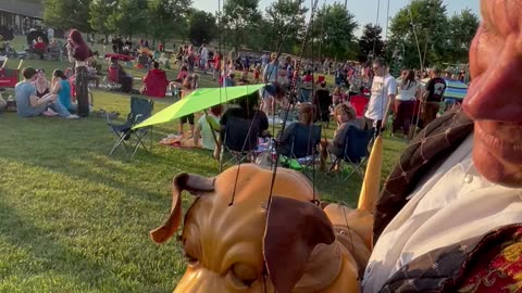 Juggling Geoff Doggy Celebrates July 4th