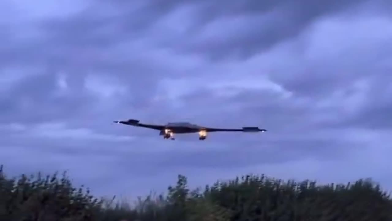 USAF B-2 stealth bomber spotted recently in the UK....