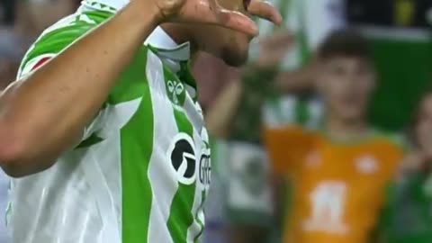 Vitor Roque’s raw emotions after scoring first goal for Betis caught on camera