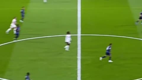 Vinicius too smooth with it 😮‍💨 #ChampionsLeague #UCL