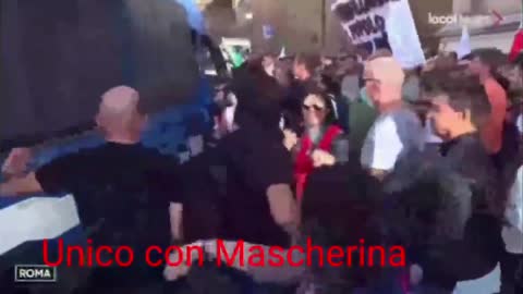 Roma Italia No Green Pass 9-oct-2021 poliziotti infiltrati