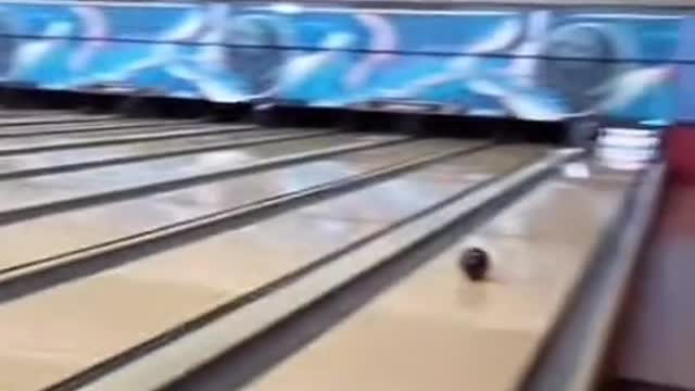 When Frozone goesBowling