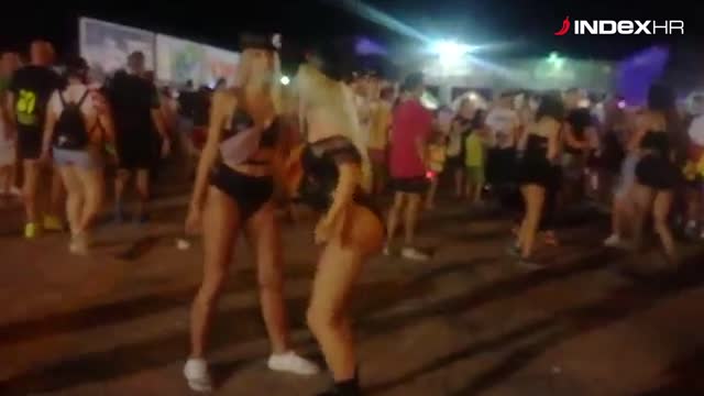 ULTRA: Vruće policajke iz Njemačke