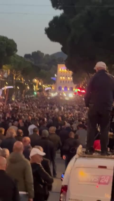 Berisha: ‘Tsunami i mosbindjes civile, tsunami i fitores’