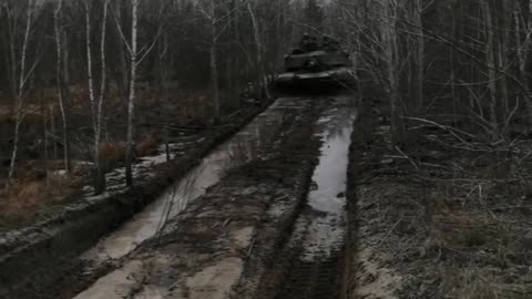 Abrams is being tested near Kupyansk... @Slavyangrad