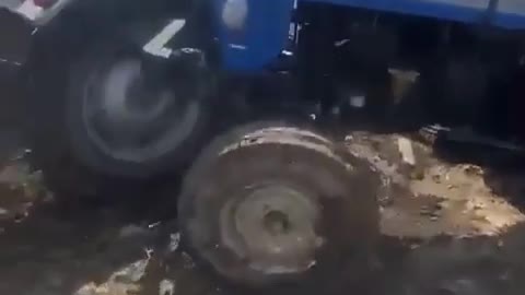 Tractor video