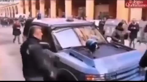 Italy: eminent police officer is furious over insane orders