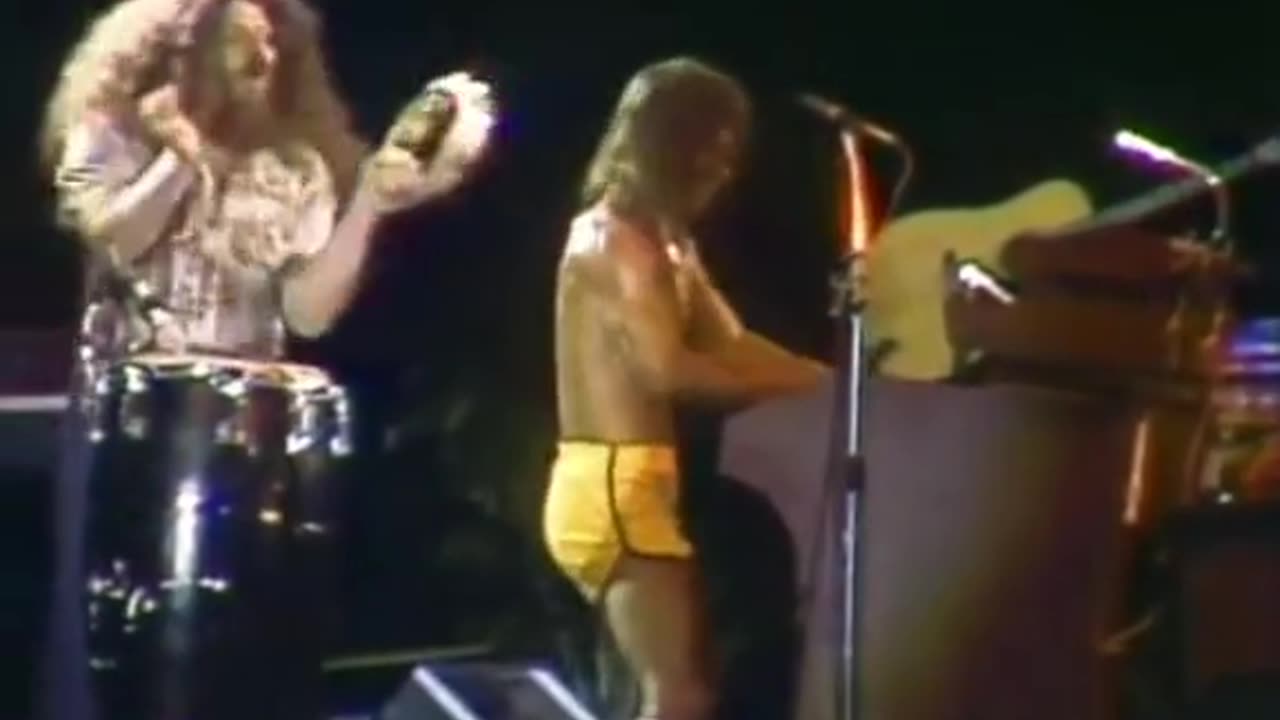 Kansas - Carry On My Wayward Son ~ ( Live )