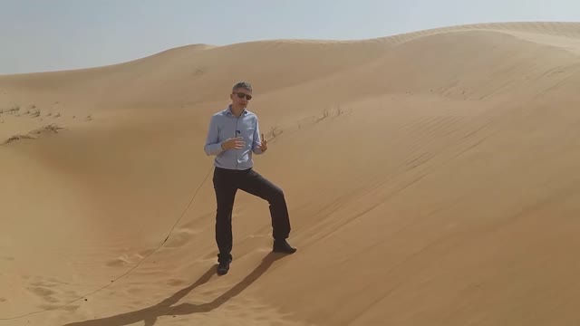 Whu desert sand not used for CONTRUCTION