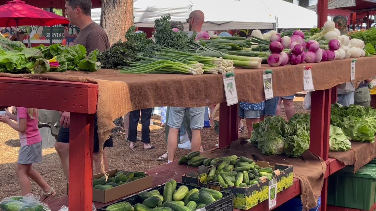 Our trip to Saturday Kootenai farmers market.