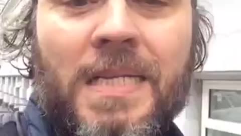 Mette Frederiksen erklærer krig mod de uvaccinerede | PER BRÆNDGAARD