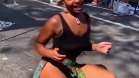 I just wanna ride.😩