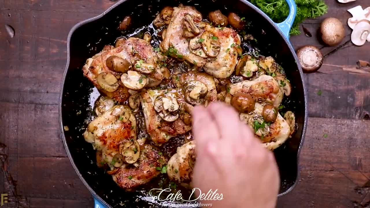 Garlic Mushroom Chicken Thighs