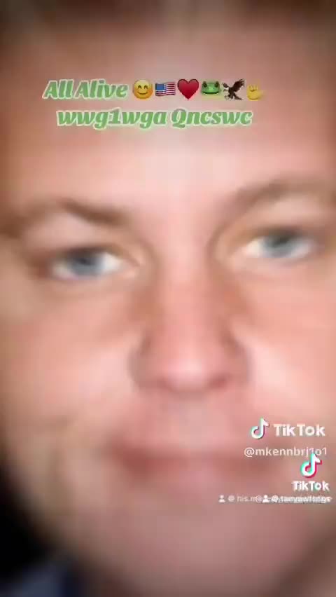 Merry Christmas 🎁🥳🥳🎁🎁🎁🎁