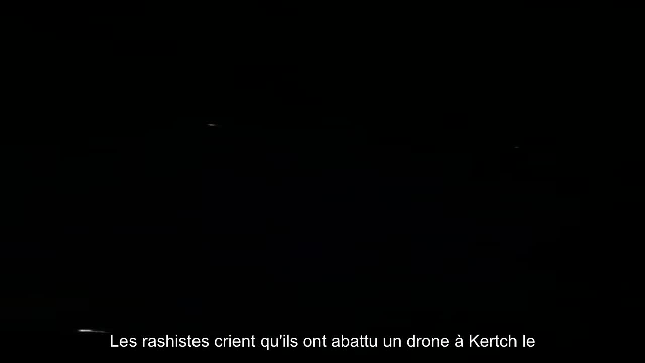 ️Les rashistes crient qu'ils ont abattu un drone à Kertch à l'approche du pont de Crimée