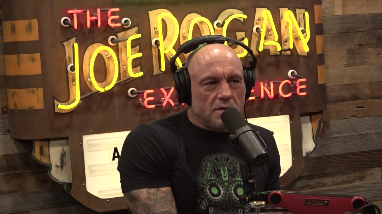 Joe Rogan Experience #2174 - Annie Jacobsen