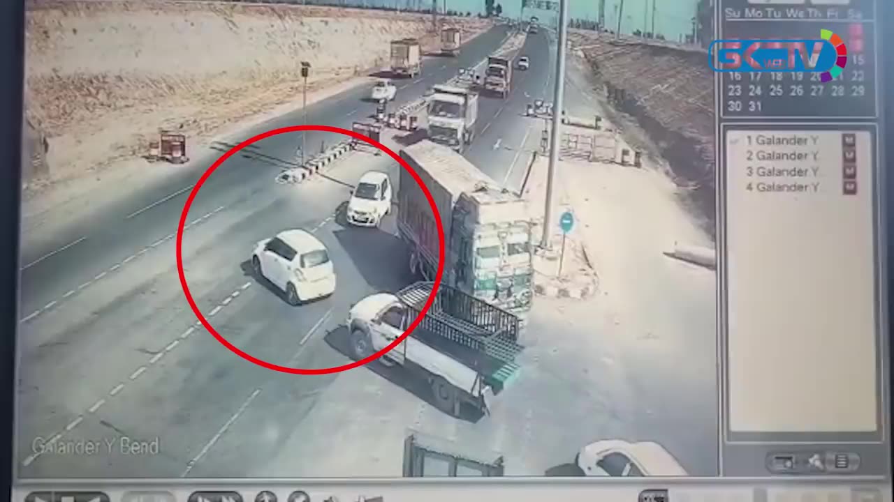 Pampore road accident caught on CCTV camera