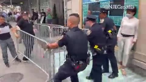 Child Vaccine Protesters in NYC