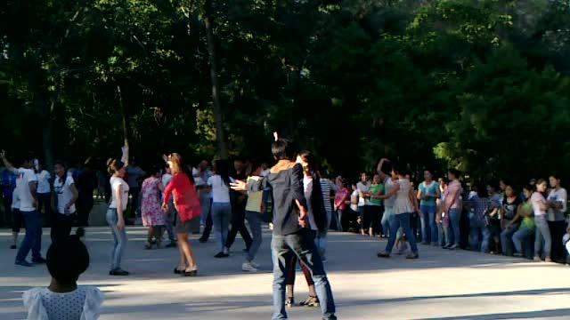 love dancing of xinjiang