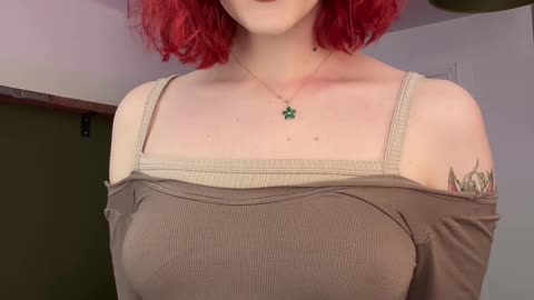 Nerd tgirl from UK nice to know