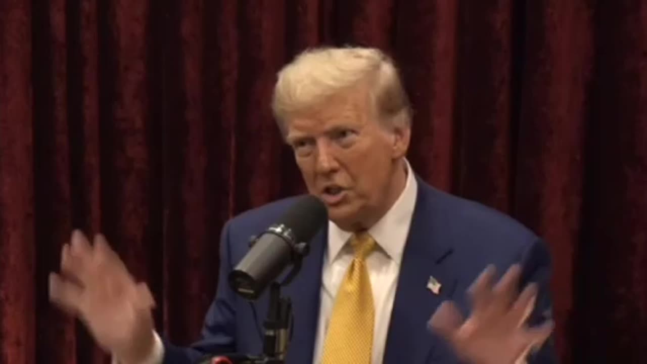 TRUMP LITTERALLY BRAGS ABOUT SAVING HILARY FROM JAIL ON JRE