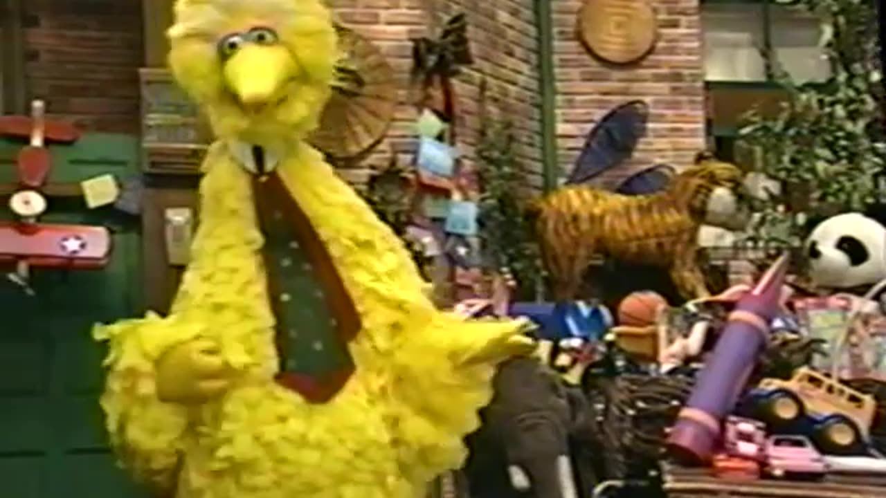 Sesame Street - Elmo Saves Christmas (1996 Vhs Rip)