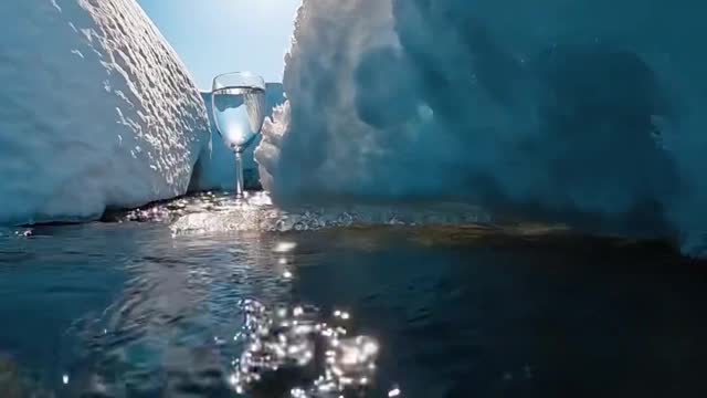 🌊😍 When fresh glacier water meets warm spring days!