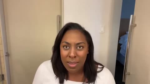 This Woman Had Me In Tears! Anyone With The Spirit Can Tell God Is Real And Speaking Through Her