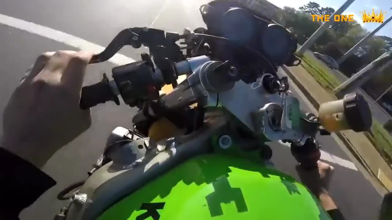 HECTIC ROAD BIKE CRASHES 2021🤕