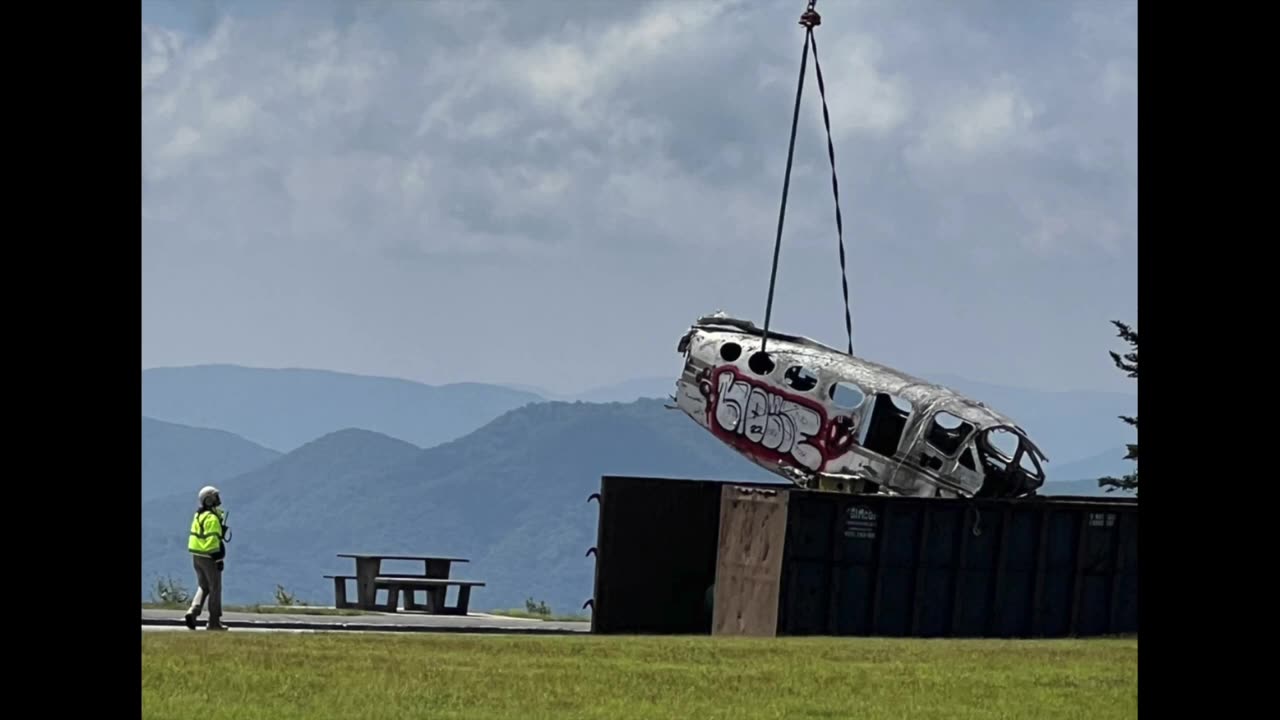 40-year-old plane wreck on North Carolina mountain removed over safety concerns