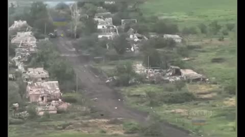 Z T-80 drove a little too far out near Makarovka and stumbled upon Ukrainian mobile patrol