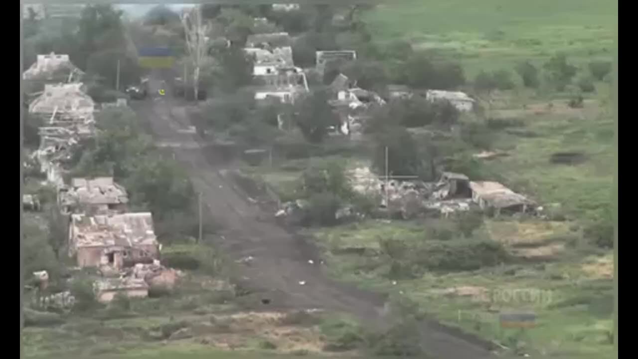 Z T-80 drove a little too far out near Makarovka and stumbled upon Ukrainian mobile patrol